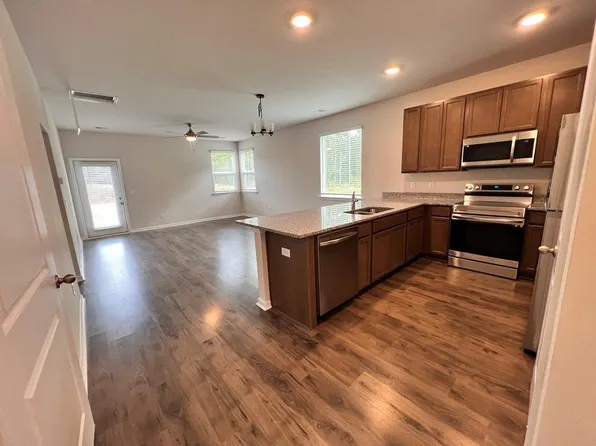 1276 Warrens Way, Manning, SC 29102
