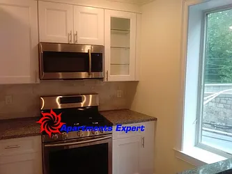 Rented by Jerry F Leazer LREB