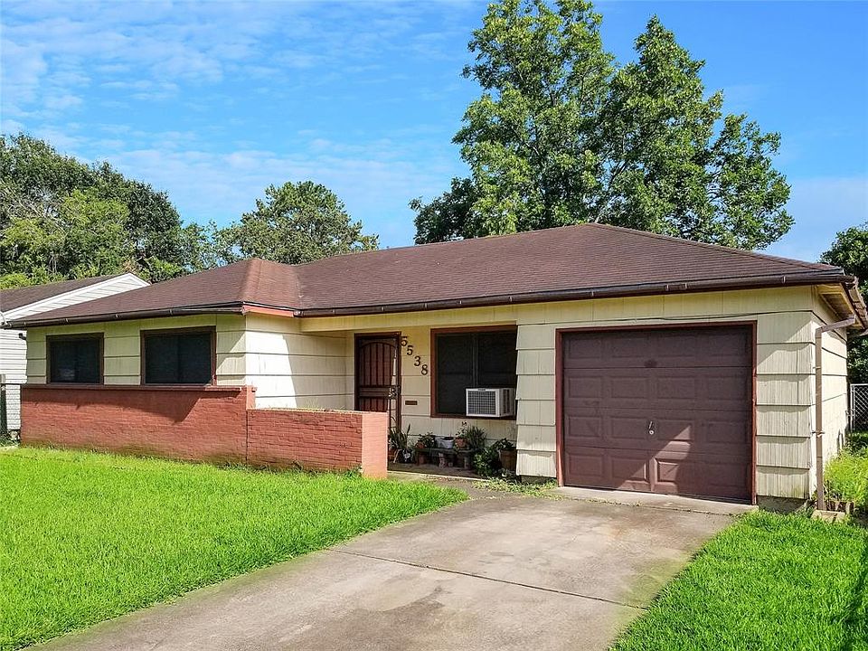 1st image of 5538 Lakefield Dr