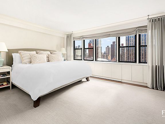 5th image of 201 E 83rd St #16ABG