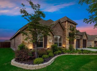 323 Western Sky Ln, Waxahachie, TX 75165