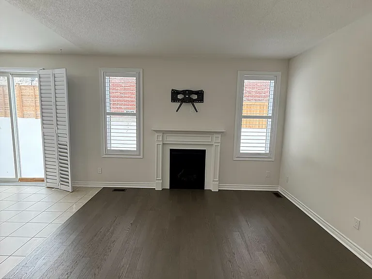 1807 Fosterbrook St — Photo 8