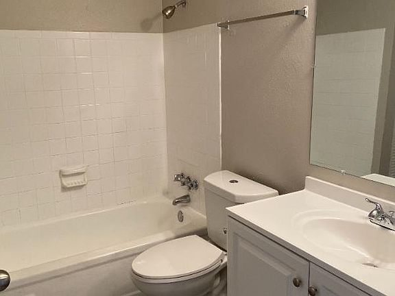 4th image of 462 Brentwood Dr