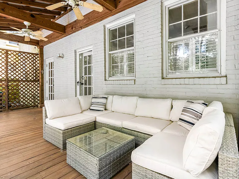 357 Felder Ave — Photo 4