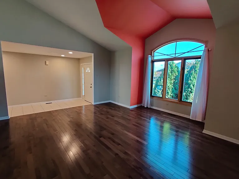 7810 Brookside Glen Dr — Photo 17
