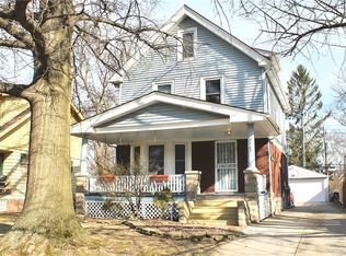 3407 E Scarborough Rd, Cleveland Heights, OH 44118