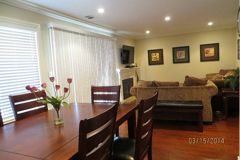 1st image of 542 Mekler Dr