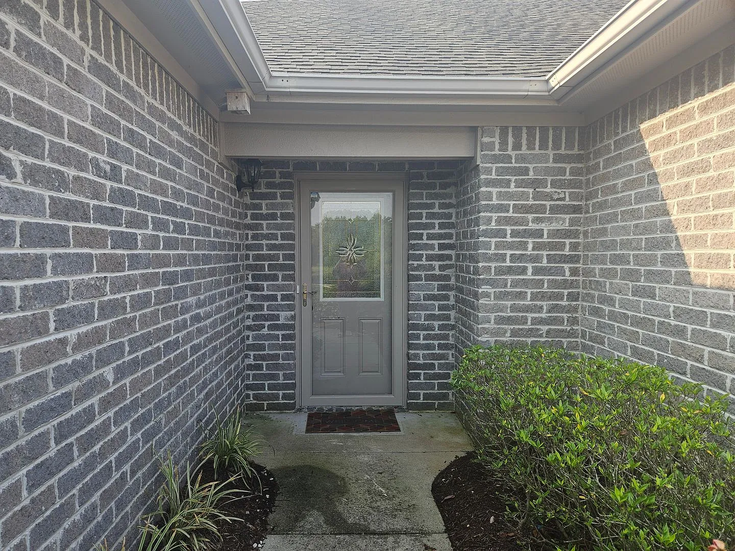 2 bedroom, 2 bath unfurnished townhome - Castle Bay Community - Hampstead — Photo 3