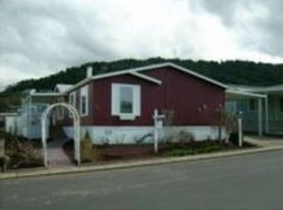 404 W Riverridge Ave, Roseburg, OR 97471