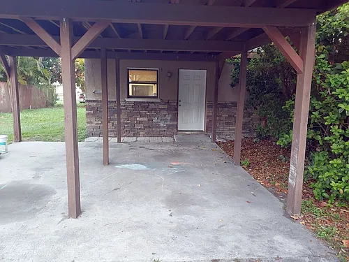 713 66th Ave W Photo 1