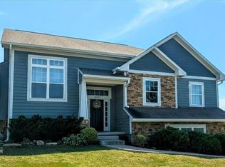 31565 W 85th St, De Soto, KS 66018