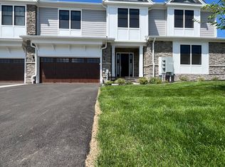 82 Woodmont Cir, River Vale, NJ 07675