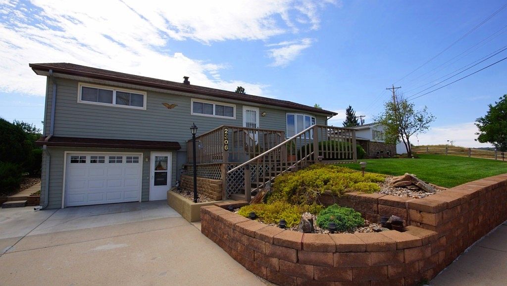 2306 Arrowhead Dr, Rapid City, SD 57702 Zillow