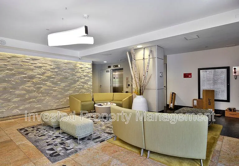 1975 N Grant St #610 — Photo 23