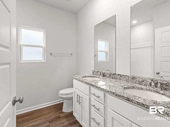 5th image of 126 Millet Ave