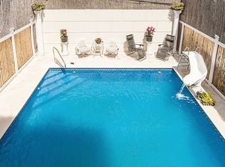 35 Reeve Pl, Brooklyn, NY 11218