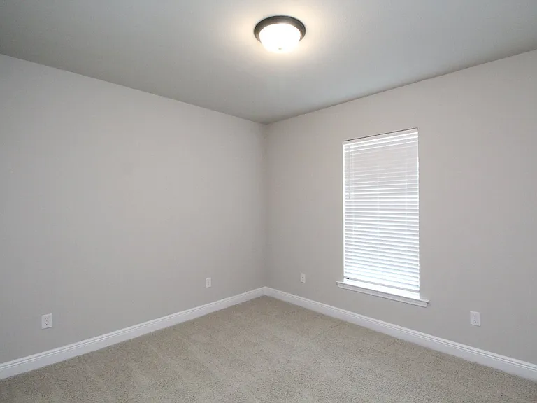 8480 Beech Tree Rd — Photo 11
