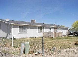 4215 Comstock Dr, Winnemucca, NV 89445