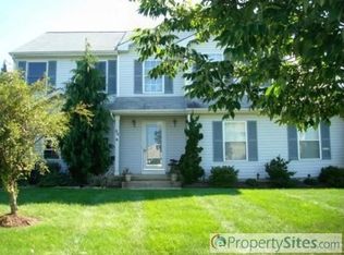 38 Zeller Dr, Somerset, NJ 08873