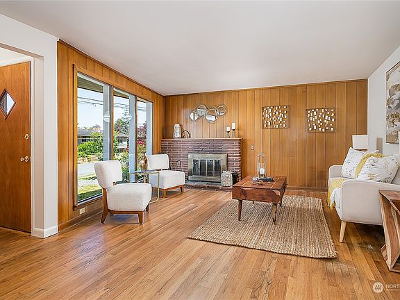 4th image of 19708 24th Avenue NW