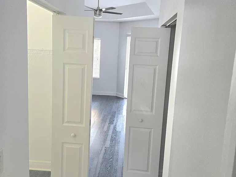 2472 SW Valnera St — Photo 16