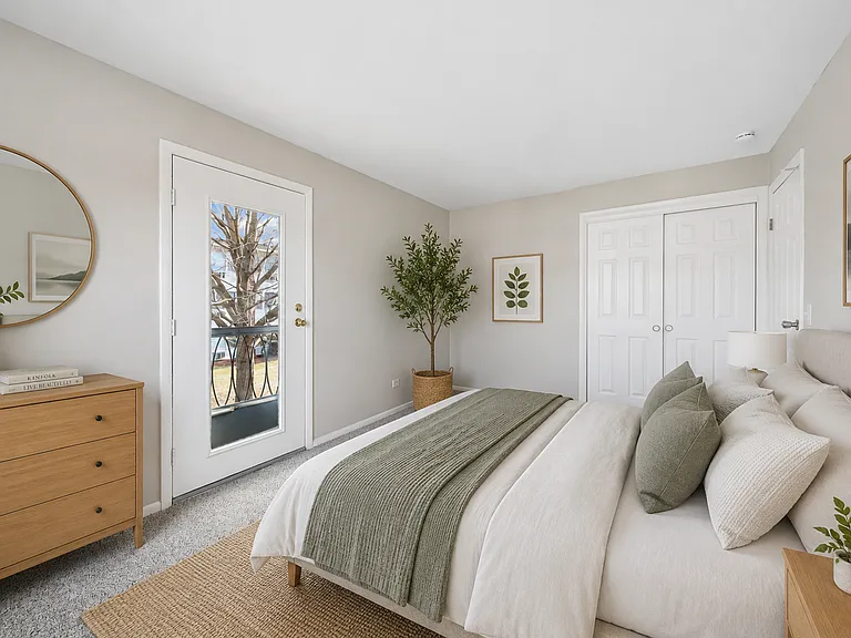 Eden Prairie Apartments — Photo 3