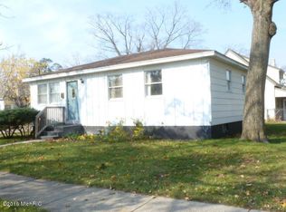 252 Iona Ave, Muskegon, MI 49442