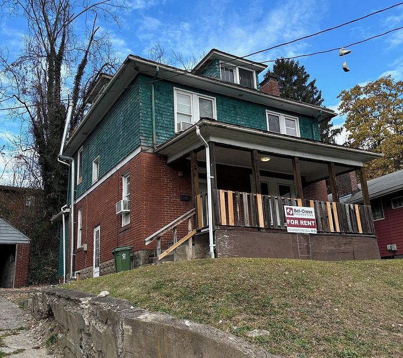 1st image of 787 Willey St