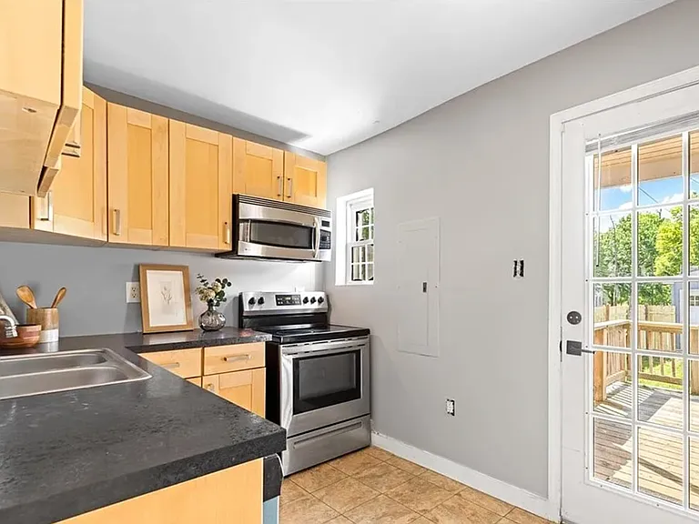 1222 S Meadow St — Photo 17
