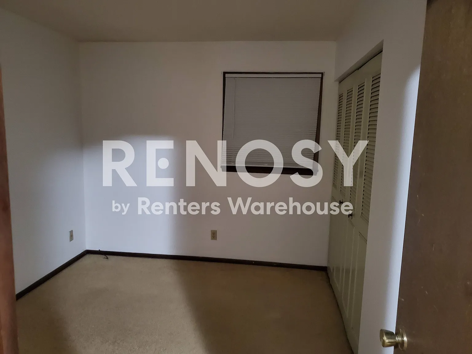 2 Bdrm 1 Bath Apt Available Now — Photo 4