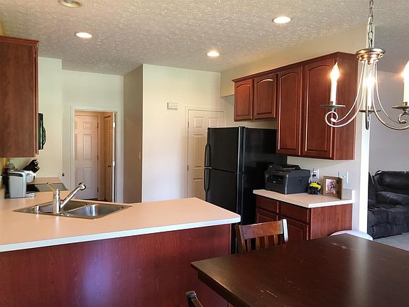 4th image of 3589 Thorngate Dr