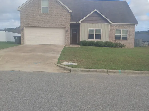 211 Lace Dr, Dothan, AL 36301