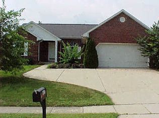 6013 Secretariat Cir, Versailles, KY 40383