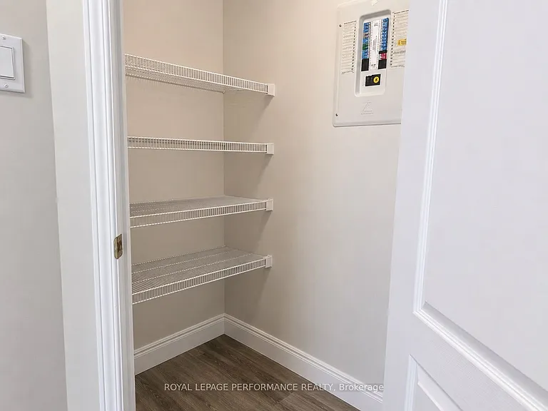 136 Edwards St #206 — Photo 18