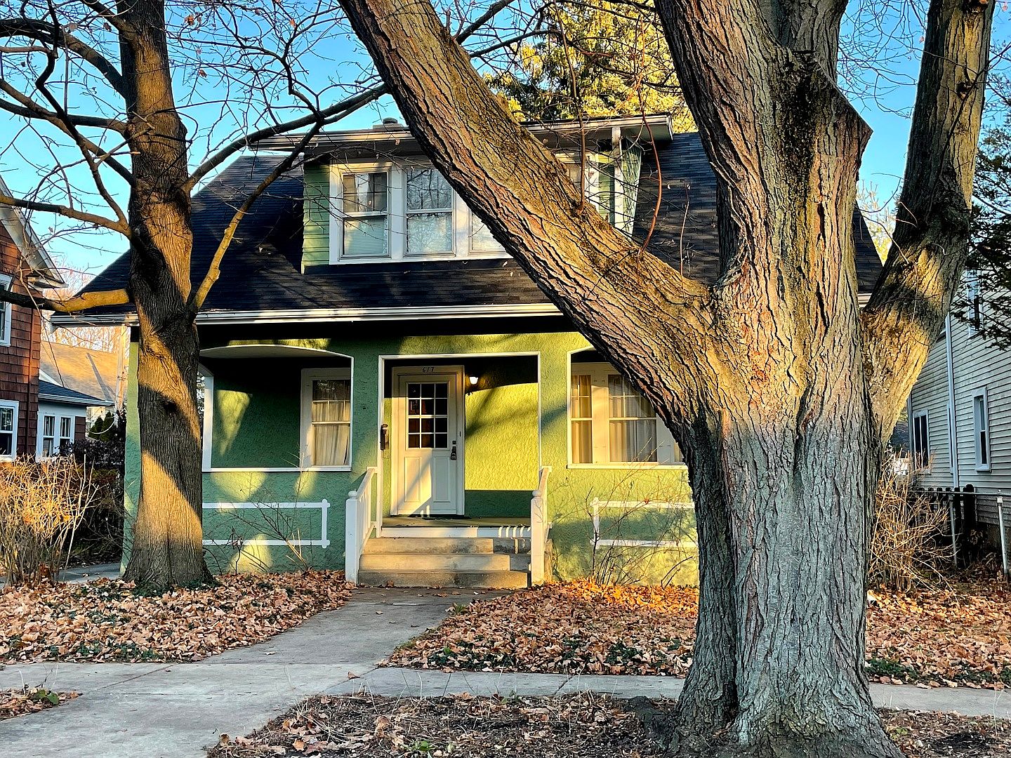 617 Illinois St, Geneva, IL 60134 Zillow
