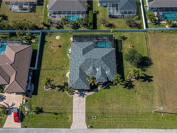 2nd image of 3410 SW 26th Ave