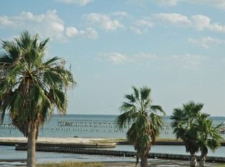 2309 Shell Ridge Rd, Rockport, TX 78382