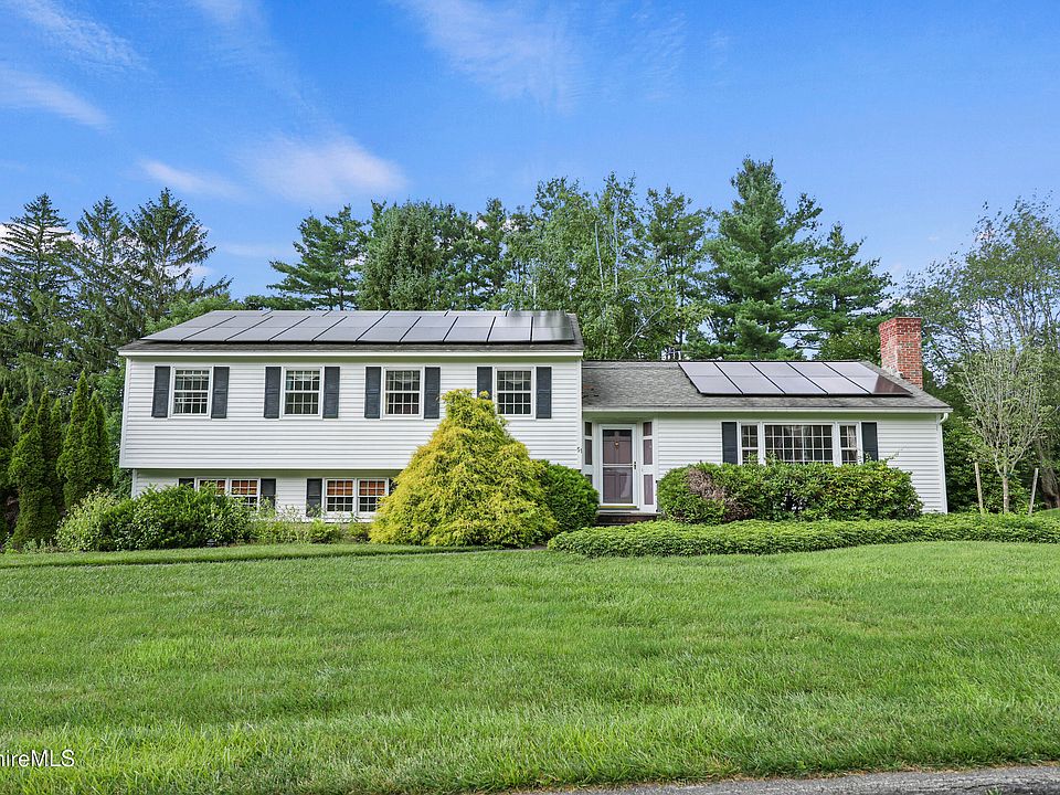 1st image of 51 Patricia Ave