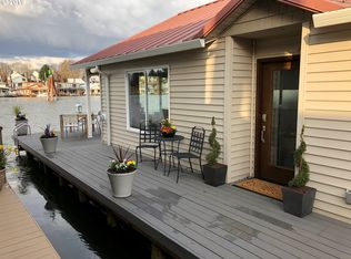 531 N Bridgeton Rd #4, Portland, OR 97217