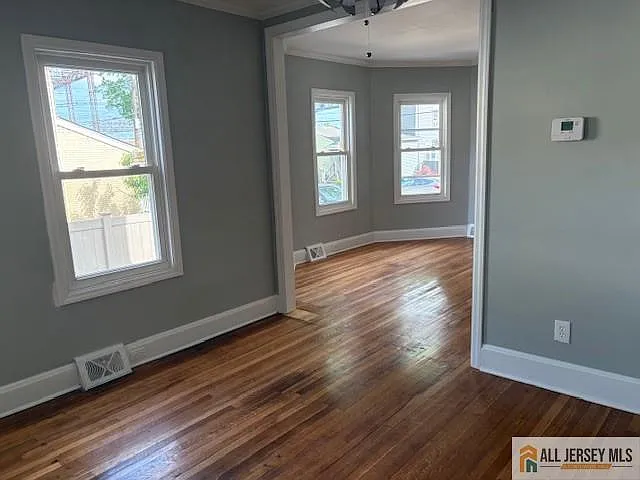 65 W Stearns St — Photo 10