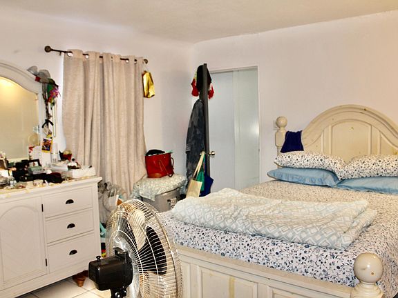 5th image of 350 Work & Rest CO