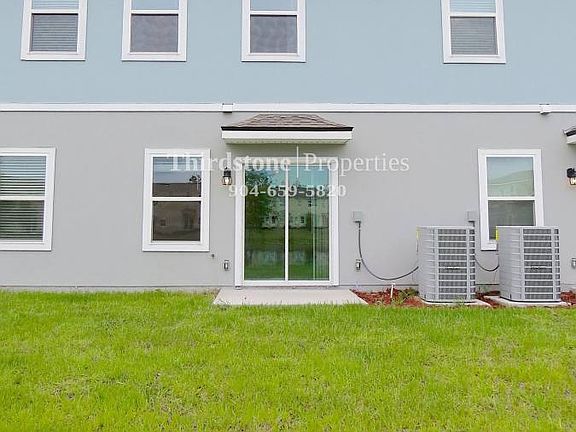 4th image of 12779 Veterans Pkwy