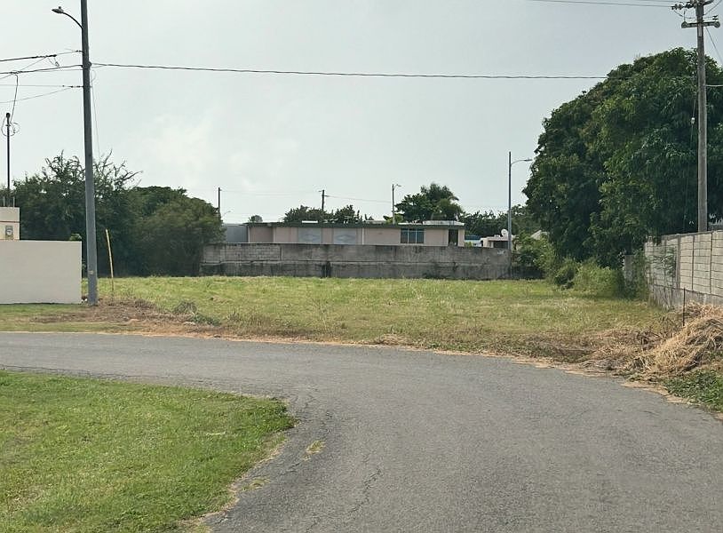 1st image of Commons Providencia Sector Godreau Carr 3 Solar #1