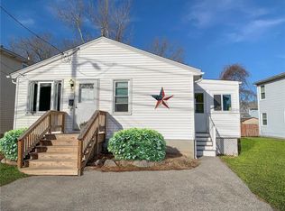 15 Gage St, Providence, RI 02909