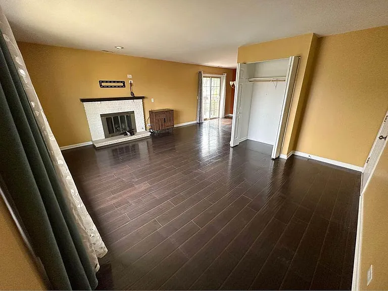 1110 Manchester Ct #1110 — Photo 5