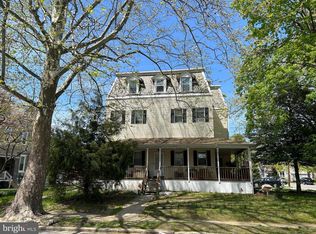 15 W Ridley Ave, Ridley Park, PA 19078