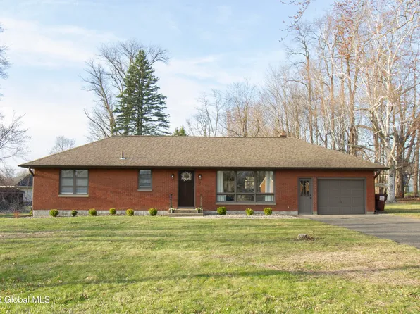 7 Pleasant View Drive, Latham, NY 12110