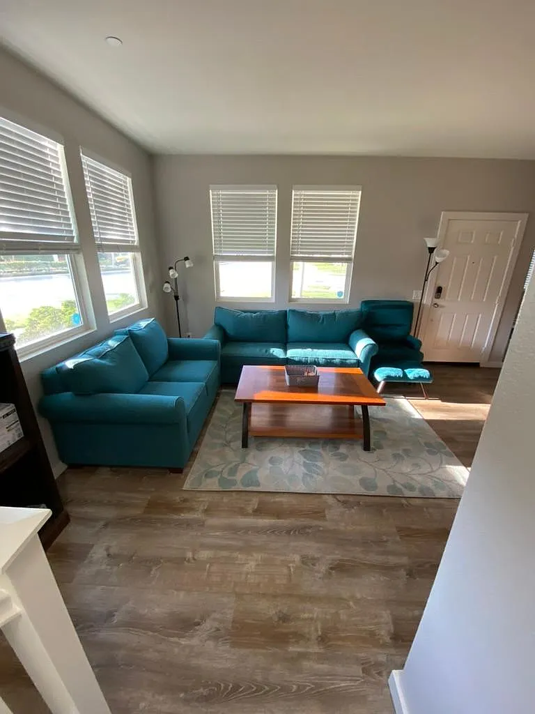 3000 Orleans Dr — Photo 2