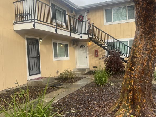 2219 Hillsborough Ct #2