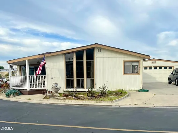 84 Poinsettia Gardens Dr, Ventura, CA 93004